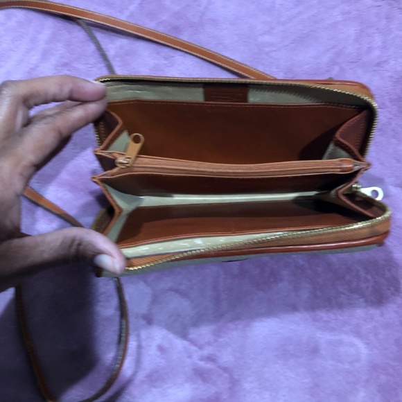 Purse - Picture 2 of 3